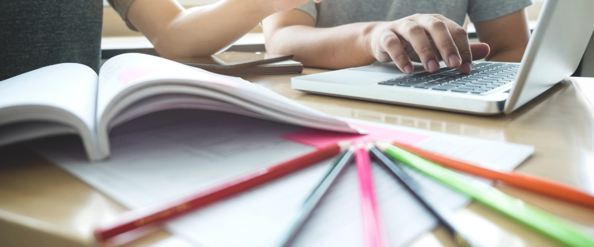 The Cost of In-Person Tutoring: A Comprehensive Overview