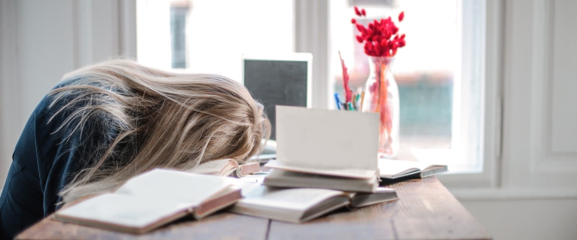 10 Tips for Avoiding Procrastination and Achieving Academic Success